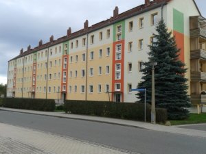 H.-v.-Hemholtz-Straße 2-8