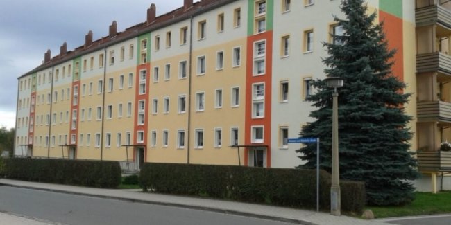 H.-v.-Hemholtz-Straße 2-8