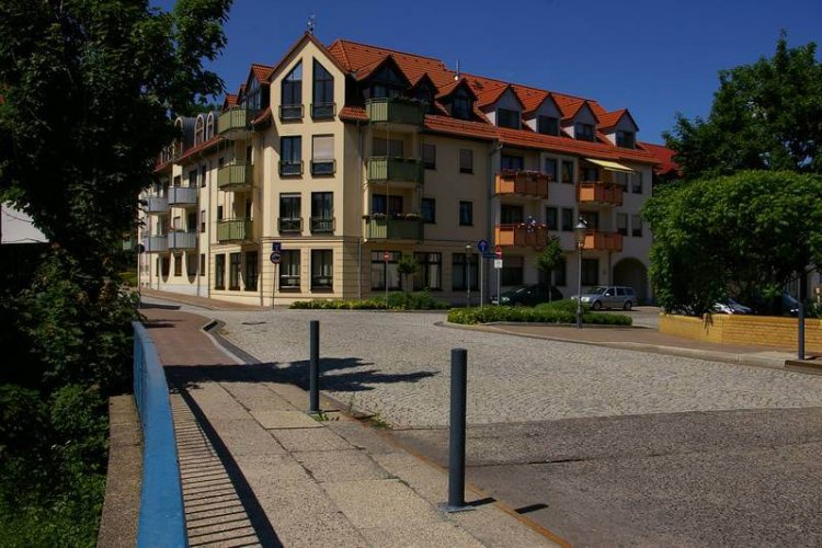 Brückenplatz 30