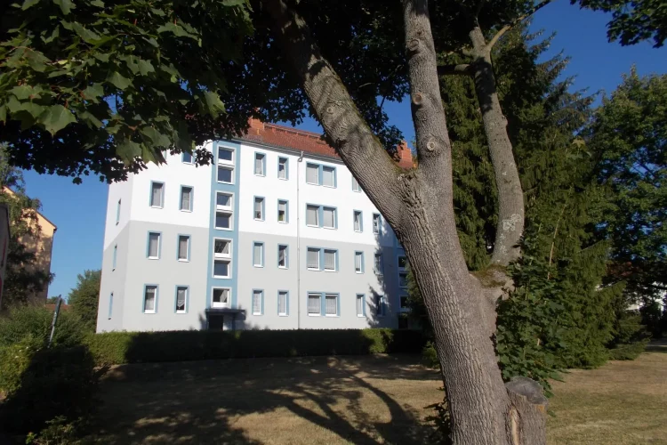 H.-v.-Helmholtz-Str. 7